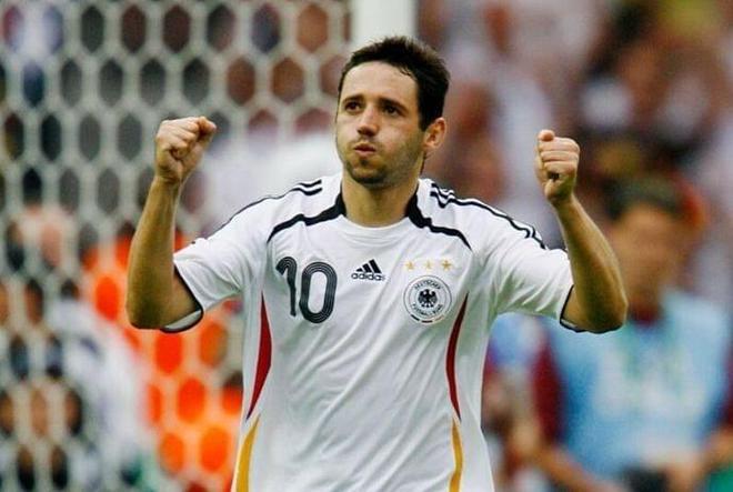 垫后半赛季 垫后半赛季