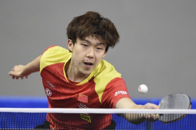 边线发球后 边线发球后